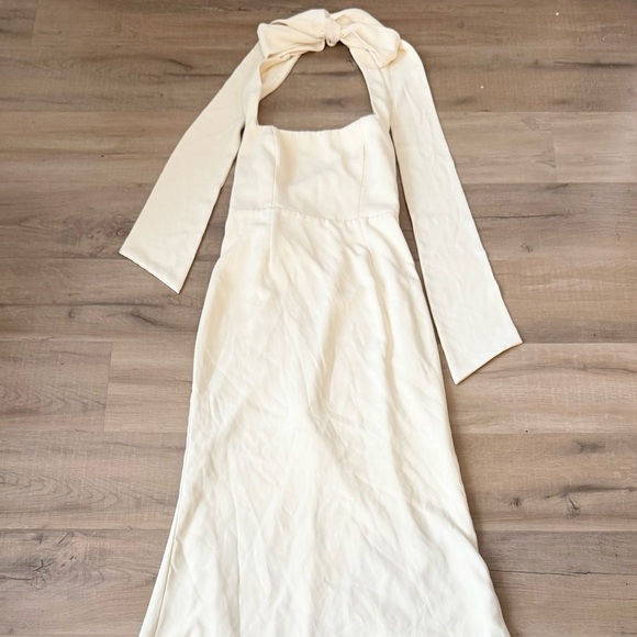 Odd Muse viral buttercream butter yellow Ultimate Muse Halter Maxi Dress - Small - Picture 8 of 10